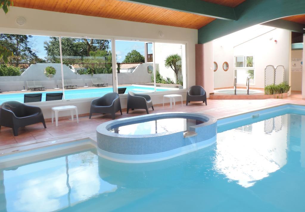 Hotel L'Oceane ลาโกตินิแยร์ ภายนอก รูปภาพ