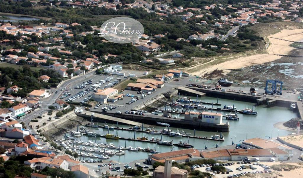 Hotel L'Oceane ลาโกตินิแยร์ ภายนอก รูปภาพ